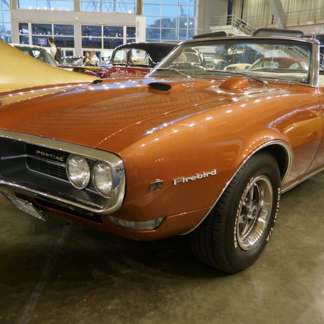 Pontiac Firebird Convertible Oldtimer Car [Photo]